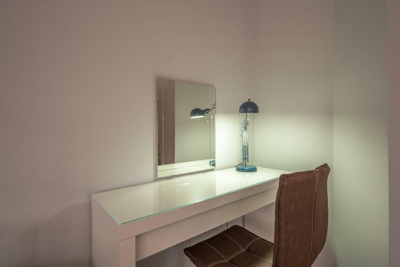 5Th Avenue Sofia Two Bedroom, Two Bathroom, Positano Street Suite By Flat Mаnager エクステリア 写真