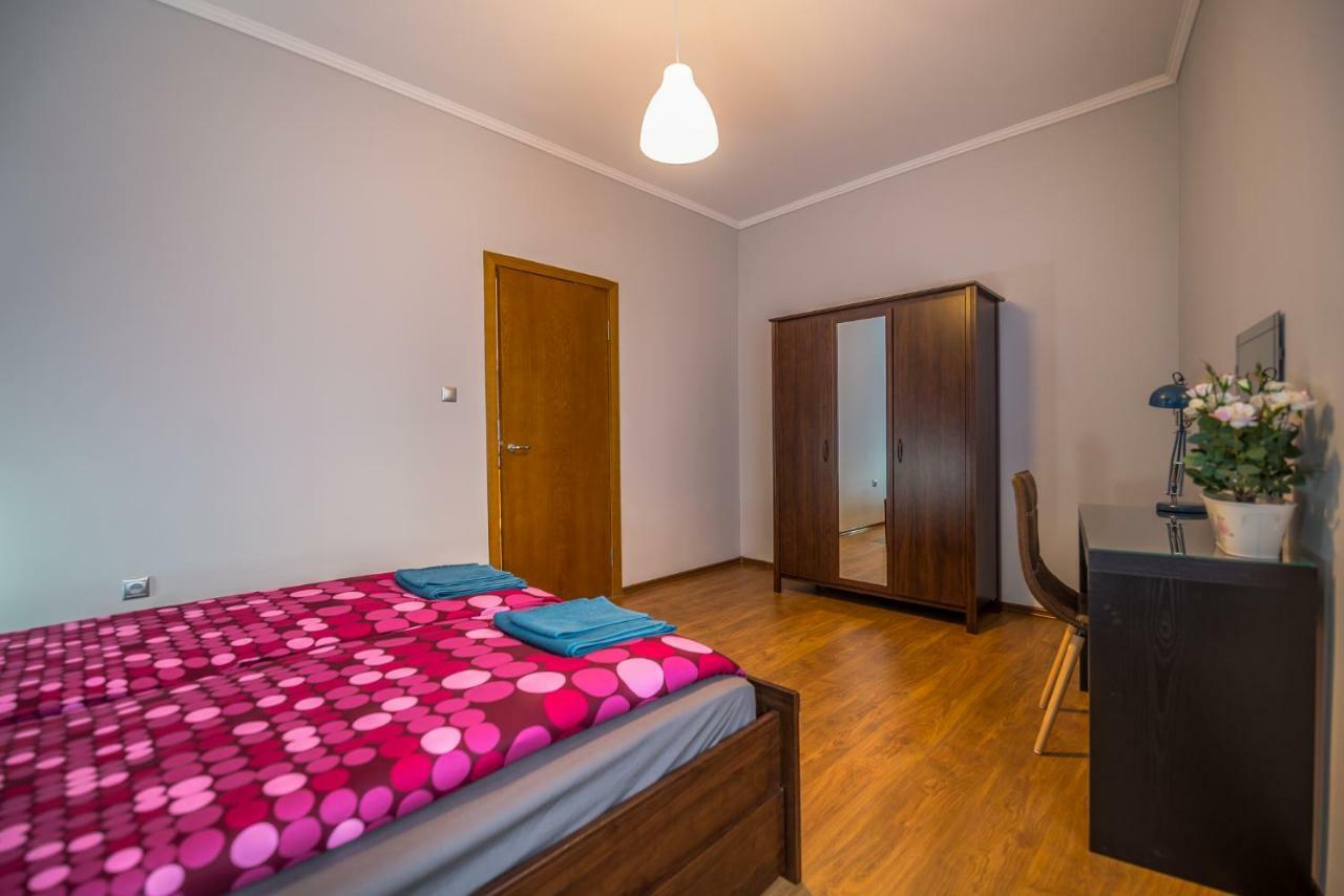 5Th Avenue Sofia Two Bedroom, Two Bathroom, Positano Street Suite By Flat Mаnager エクステリア 写真